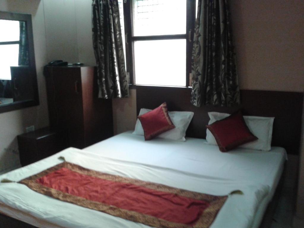 Hotel Hridey Inn New Delhi Værelse billede